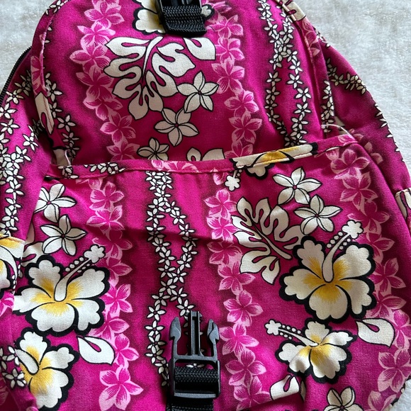Local Design Made In Hawaii Pink Floral Shoulder Bag - Picture 5 of 7